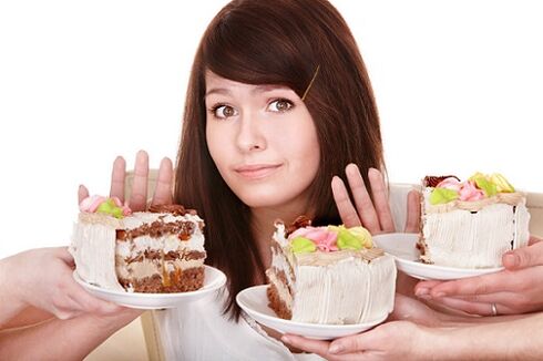 Avoid sweets while cleansing the body of parasites.