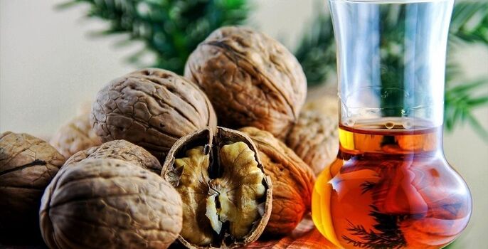 infusion of walnut shells to eliminate parasites